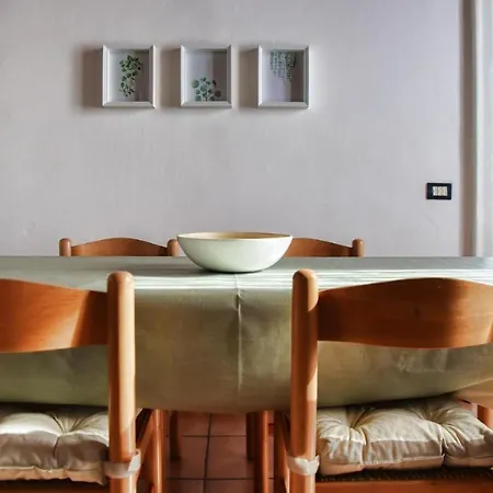 Sage Apartment *